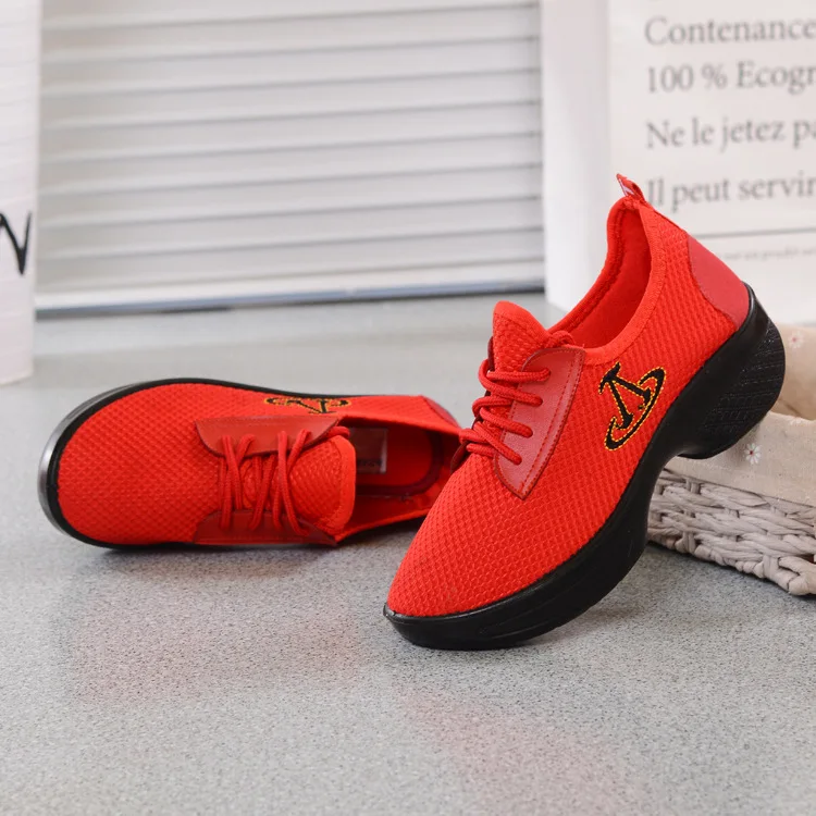 New Style Old Beijing Anti-slip Soft-Sole Dance Shoes Square Ballet Dance Shoes round-Toe Low Top Hotel li yi xie
New Style Old Beijing Anti-slip Soft-Sole Dance Shoes Square Ballet Dance Shoes round-Toe Low Top Hotel li yi xie