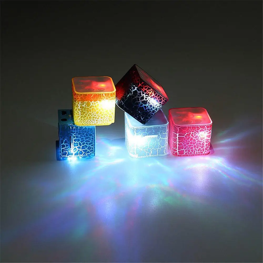 1PCS Crackle Mini Outside Sound Card MP3 Water Cube LED Outside Put MP3 Player
1PCS Crackle Mini Outside Sound Card MP3 Water Cube LED Outside Put MP3 Player