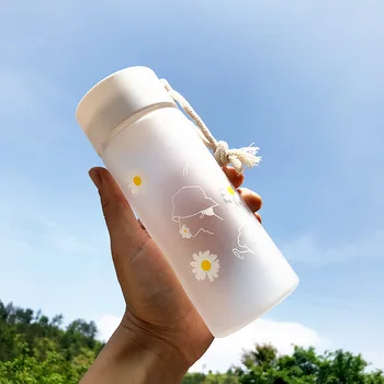 500ml shatter-resistant small daisy plastic cup student sports fitness scrub cute simple sports bottle ins net red water bottle
500ml shatter-resistant small daisy plastic cup student sports fitness scrub cute simple sports bottle ins net red water bottle