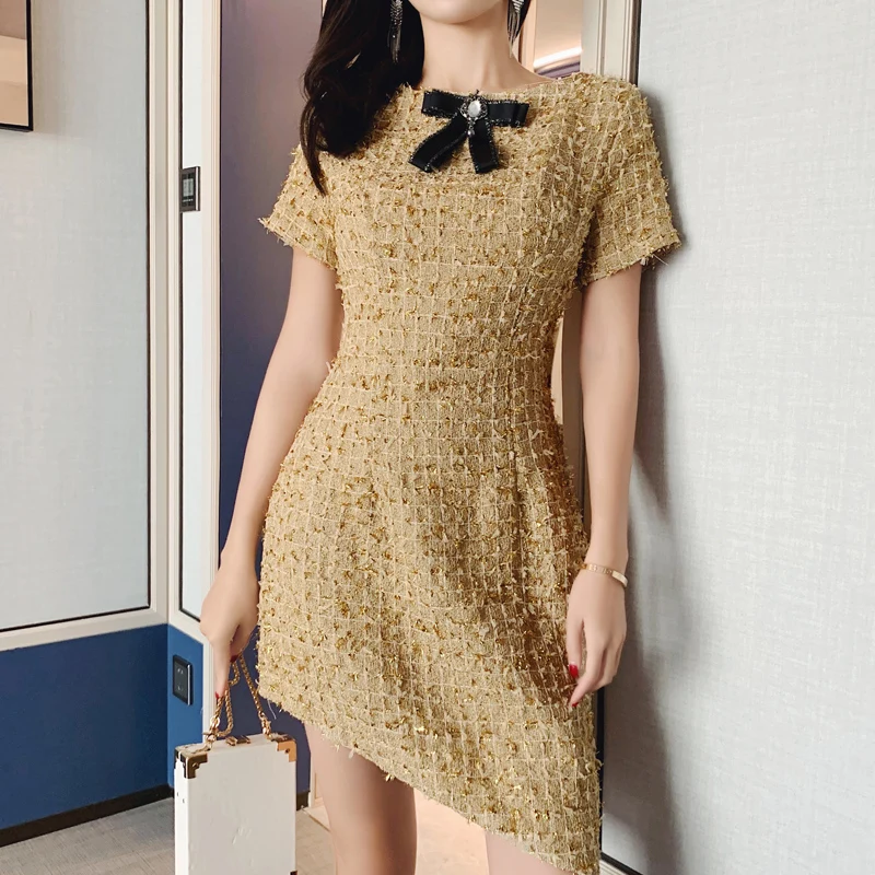 HAMALIEL Runway Designer Women Party Irregula Dress Autumn Plaid Tweed Golden Tassel Bow Short Sleeve Dress Bodycon Luxury Dress
HAMALIEL Runway Designer Women Party Irregula Dress Autumn Plaid Tweed Golden Tassel Bow Short Sleeve Dress Bodycon Luxury Dress