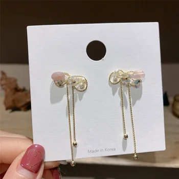 MENGJIQIAO New Korean Sweet Shell Flower Metal Bowknot Tassel Long Drop Earrings For Women Elegant Stone Party Brinco Gifts
MENGJIQIAO New Korean Sweet Shell Flower Metal Bowknot Tassel Long Drop Earrings For Women Elegant Stone Party Brinco Gifts