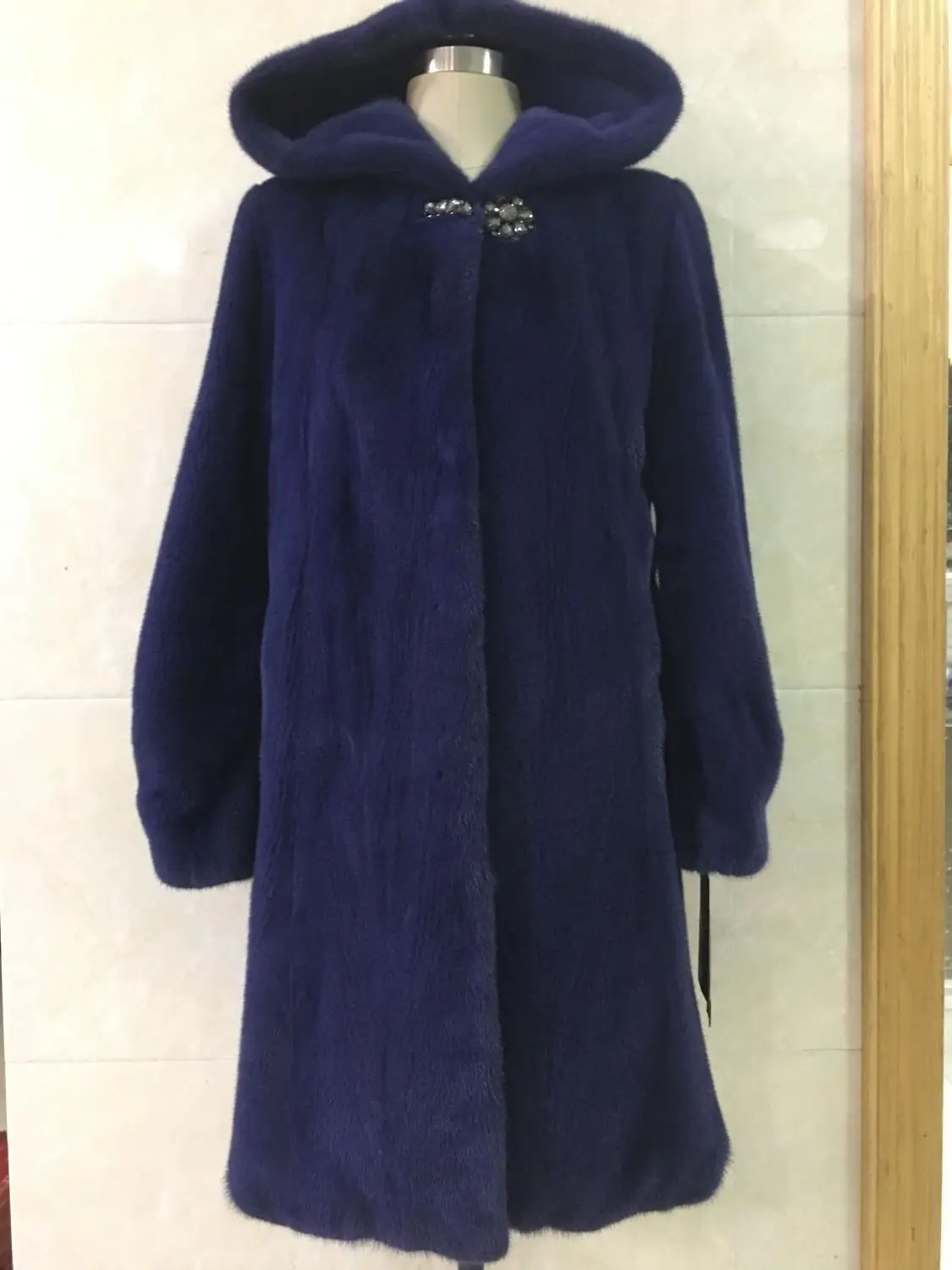 real mink fur coat 2019 new fahion dark blue color thick women fur coat 
real mink fur coat 2019 new fahion dark blue color thick women fur coat