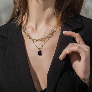 AENSOA 2020 New Design Romantic Black Color Painting Geometric Pendant Multilayer Chain Necklace For Women Choker Collar Female
AENSOA 2020 New Design Romantic Black Color Painting Geometric Pendant Multilayer Chain Necklace For Women Choker Collar Female