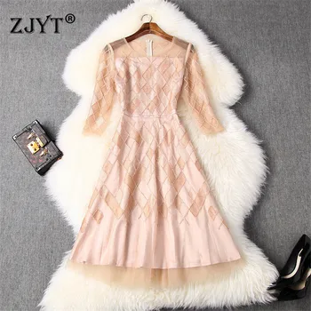 High Quality Designers Spring Dress Women 2020 New Fashion Three Quarter Sleeves Beading Transparent Sexy Party Dresses 
High Quality Designers Spring Dress Women 2020 New Fashion Three Quarter Sleeves Beading Transparent Sexy Party Dresses