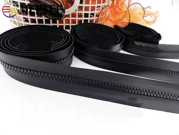 Meetee 2M 3# 5# 8# Resin Waterproof Zipper Code Loading Coil Zips for Jackets Tent Windproof Zip Repair DIY Garment Sew Zipper
Meetee 2M 3# 5# 8# Resin Waterproof Zipper Code Loading Coil Zips for Jackets Tent Windproof Zip Repair DIY Garment Sew Zipper