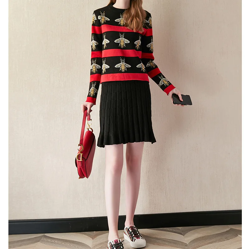 Small Bee Animal Pattern Contrast Color Stripes Hoodie with Sleeves + High-waisted Skirt Knitting Suit WOMEN'S Dress 2019 New St
Small Bee Animal Pattern Contrast Color Stripes Hoodie with Sleeves + High-waisted Skirt Knitting Suit WOMEN'S Dress 2019 New St