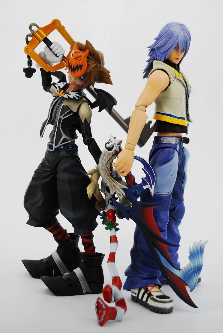 

100% Original Square Enix Play Arts Kingdom Hearts 2 Riku & SORA figures NO BOX