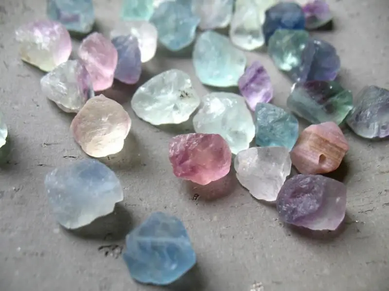 natural fluorite stone green and blue color crystal ore diy loose beads with hole
natural fluorite stone green and blue color crystal ore diy loose beads with hole