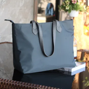 Shoulder Bag Women's Bag 2020 New Style Canvas Bag Nylon Fashion Tote Bag Briefcase
Shoulder Bag Women's Bag 2020 New Style Canvas Bag Nylon Fashion Tote Bag Briefcase