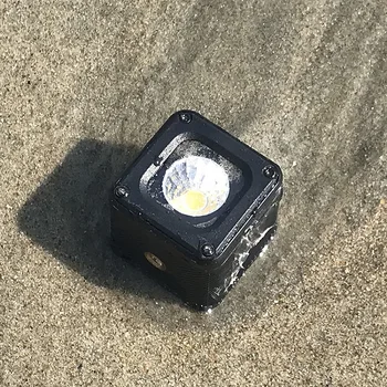 Ulanzi L1 Multi-functional Waterproof LED Photography Light Outdoor Mini Camera Fill Light GoPro Dive Light
Ulanzi L1 Multi-functional Waterproof LED Photography Light Outdoor Mini Camera Fill Light GoPro Dive Light