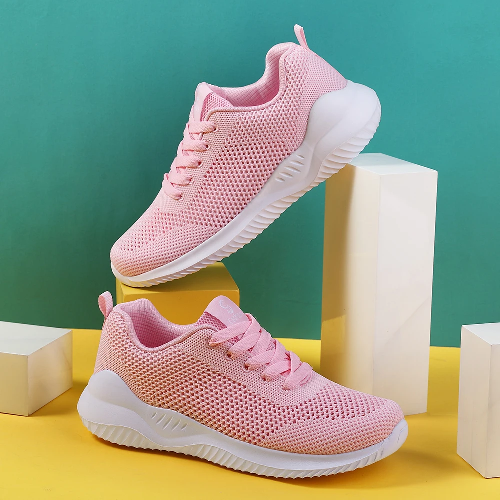 Women's spring and summer mesh plus large casual shoes Breathable and Red Increased internal soft flat shoes
Women's spring and summer mesh plus large casual shoes Breathable and Red Increased internal soft flat shoes