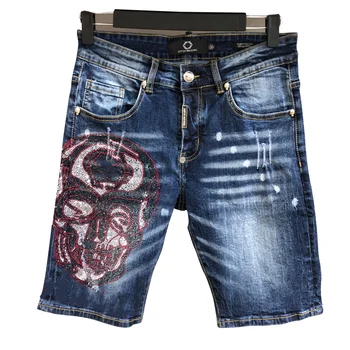 bags pp original embroidery skull logo European version leisure slim elastic straight leg leather hole jeans fashion men's pants
bags pp original embroidery skull logo European version leisure slim elastic straight leg leather hole jeans fashion men's pants