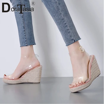 DORATASIA Hot Sale Ladies Summer Sweet Transparent Strap Sandals Summer Casual Sandals Women Fashion High Wedges Shoes Woman
DORATASIA Hot Sale Ladies Summer Sweet Transparent Strap Sandals Summer Casual Sandals Women Fashion High Wedges Shoes Woman