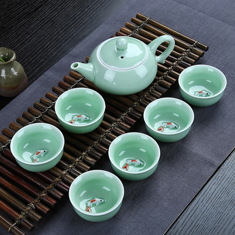 7pcs Tea Sets Exquisite celadon tea set Include 6 cups 1 tea pot,Jingdezhen Brand Exquisite Set Kung Fu Tea Cup Free shipping
7pcs Tea Sets Exquisite celadon tea set Include 6 cups 1 tea pot,Jingdezhen Brand Exquisite Set Kung Fu Tea Cup Free shipping