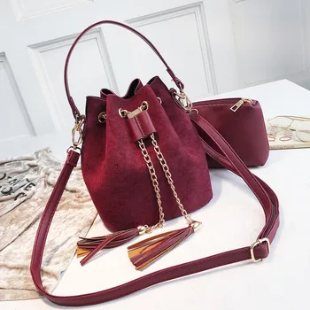 2019 high quality women suede Flock shoulder bags tassel bucket bags for girls crossbody bags women's bag sac a main femme
2019 high quality women suede Flock shoulder bags tassel bucket bags for girls crossbody bags women's bag sac a main femme