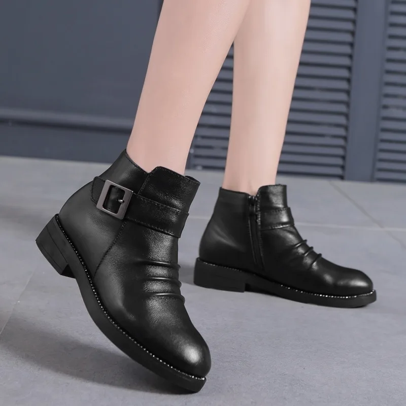 2018 Autumn And Winter Leather Boot England Retro Trend WOMEN'S Boots Martin Boots round-Toe Side Zipper Warm Mid-top Short Boot
2018 Autumn And Winter Leather Boot England Retro Trend WOMEN'S Boots Martin Boots round-Toe Side Zipper Warm Mid-top Short Boot