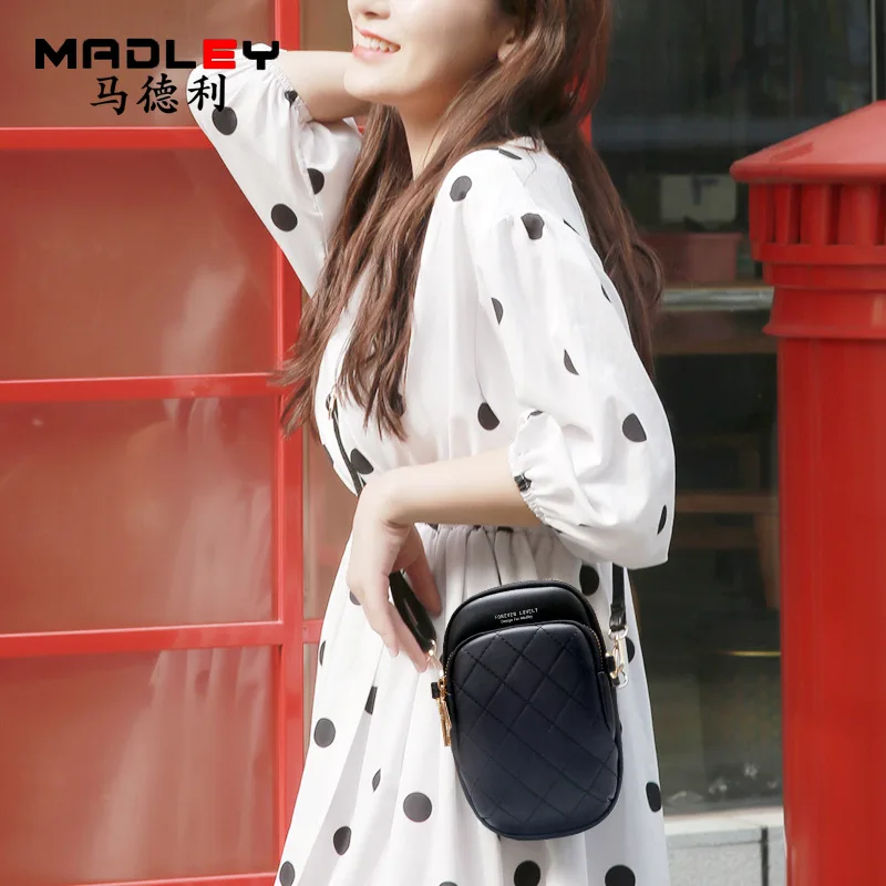 2020 New Style Summer Shoulder Bag Phone Wallet Shoulder Bag Women's Fashion Leather Packet Mini Mobile Phone Bag
2020 New Style Summer Shoulder Bag Phone Wallet Shoulder Bag Women's Fashion Leather Packet Mini Mobile Phone Bag
