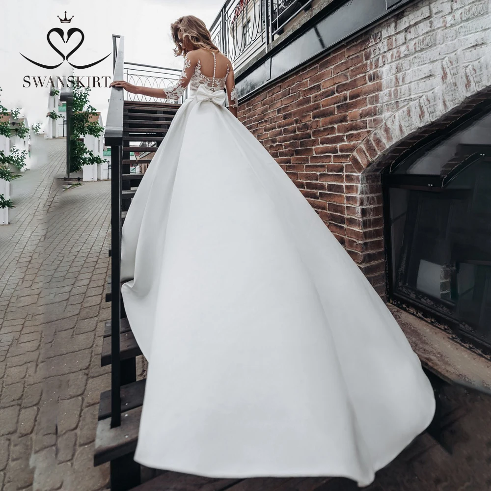 Illusion Appliques Wedding Dress 2019 Swanskirt Bow Back Satin A-Line Princess Court Train Bride Gown Vestido de noiva FY09
Illusion Appliques Wedding Dress 2019 Swanskirt Bow Back Satin A-Line Princess Court Train Bride Gown Vestido de noiva FY09