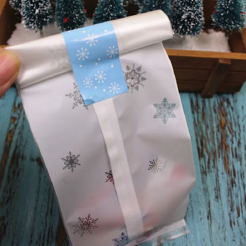 3595400965_604799815