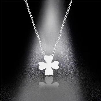 Simple Stainless Steel Necklace Clover Clavicle Chain Pendant Glossy Three-dimensional Titanium Steel Necklace Female
Simple Stainless Steel Necklace Clover Clavicle Chain Pendant Glossy Three-dimensional Titanium Steel Necklace Female