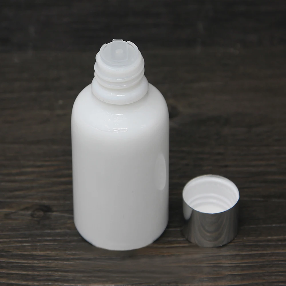 1oz Glass Oval Essential Oil Cosmetic Toner Bottle,30ml White Inner Stopper Bottle
1oz Glass Oval Essential Oil Cosmetic Toner Bottle,30ml White Inner Stopper Bottle