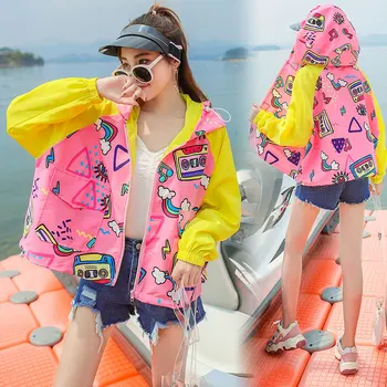 Sunscreen Clothes Girl Loose Even Hat Jacket Women Defence Ultraviolet Rays Sandy Beach Sunscreen Coat Plus Size Korea Kawaii
Sunscreen Clothes Girl Loose Even Hat Jacket Women Defence Ultraviolet Rays Sandy Beach Sunscreen Coat Plus Size Korea Kawaii