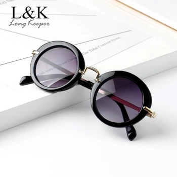 2020 New Kids Sunglasses Vintage Round Baby Boys Girls Metal Sun Glasses UV400 Lovely Children Eyewear Infant Accessories
2020 New Kids Sunglasses Vintage Round Baby Boys Girls Metal Sun Glasses UV400 Lovely Children Eyewear Infant Accessories