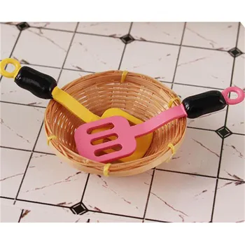 Kitchen Utensils Spatula for Pretend Play Doll House Decor Mini Cooking Toy Accessories 1/12 Dollhouse Miniature
Kitchen Utensils Spatula for Pretend Play Doll House Decor Mini Cooking Toy Accessories 1/12 Dollhouse Miniature