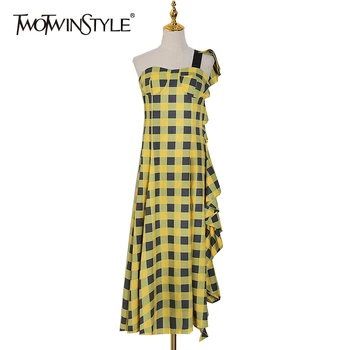 TWOTWINSTYLE Plaid Asymmetrical One Shoulder Dress For Women Strapless Sleeveless Casual Dresses Female 2020 Spring Fashion New
TWOTWINSTYLE Plaid Asymmetrical One Shoulder Dress For Women Strapless Sleeveless Casual Dresses Female 2020 Spring Fashion New