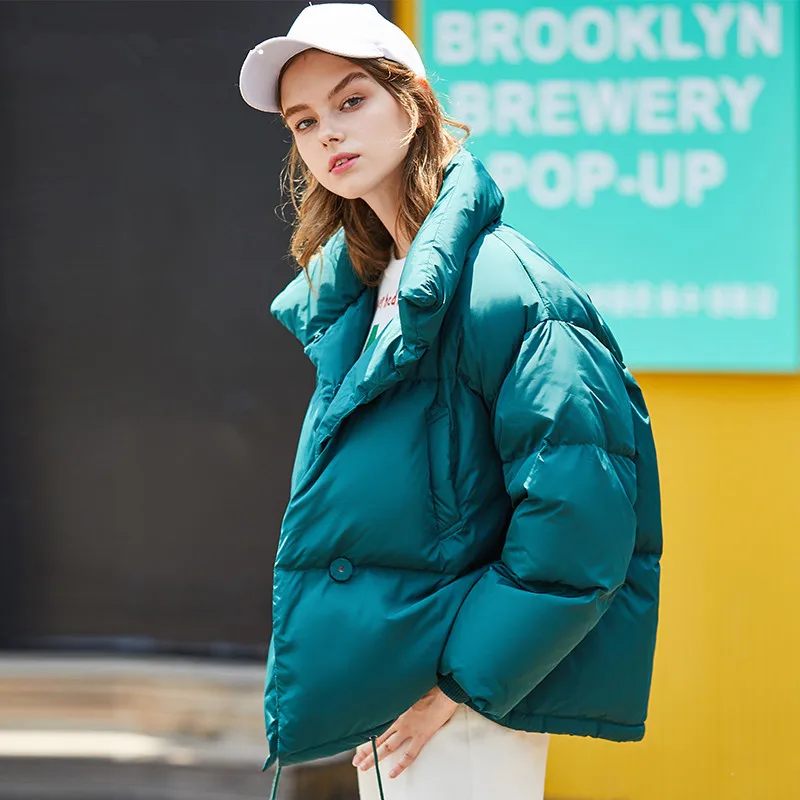 Women's Down Jacket Light 90% White Duck Down Coats Jackets for Women 2020 Short Loose Winter Coat manteau femme hiver YQ298 
Women's Down Jacket Light 90% White Duck Down Coats Jackets for Women 2020 Short Loose Winter Coat manteau femme hiver YQ298