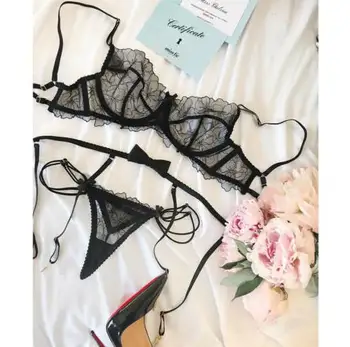 2019 new high-end thin section sexy women's bow sexy mesh goddess underwear bra + underwear thong white 2 piece suit
2019 new high-end thin section sexy women's bow sexy mesh goddess underwear bra + underwear thong white 2 piece suit