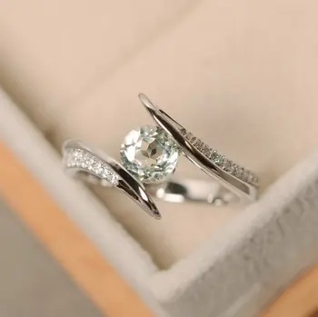 Japanese and Korean Version of Simple Fashion with Light Green Zircon S925 Silver Ring Twisted Arm Ladies Jewelry Wholesale
Japanese and Korean Version of Simple Fashion with Light Green Zircon S925 Silver Ring Twisted Arm Ladies Jewelry Wholesale