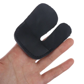 1PC Cow Leather Archery Finger Guard Protection Pad Glove Tab Bow Shooting Protector Archery Finger Glove
1PC Cow Leather Archery Finger Guard Protection Pad Glove Tab Bow Shooting Protector Archery Finger Glove