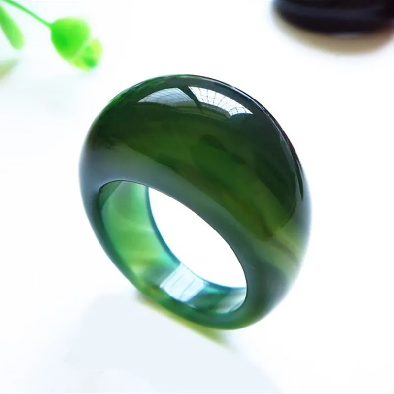 Natural Green Chalcedony Hand Carved Ring Fashion Trendy Jewelry Simple Female Agate Ring Manufacturers Wholesale
Natural Green Chalcedony Hand Carved Ring Fashion Trendy Jewelry Simple Female Agate Ring Manufacturers Wholesale