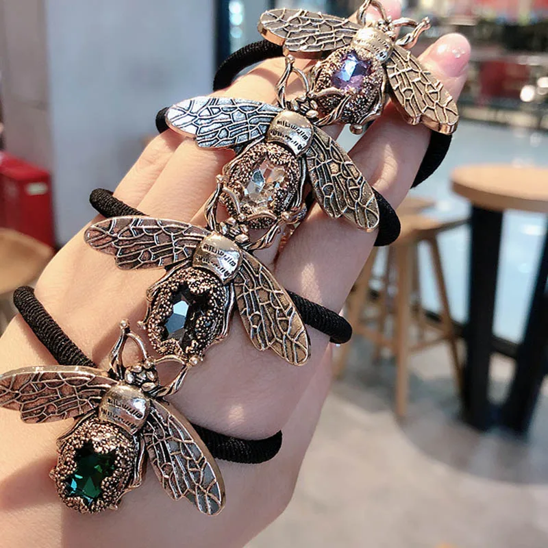 Retro Bee Elastic Hair Bands for Women Elegant Crystal Rhinestone Head Ponytail Rope Tie Female Hair Scrunchies Girls
Retro Bee Elastic Hair Bands for Women Elegant Crystal Rhinestone Head Ponytail Rope Tie Female Hair Scrunchies Girls