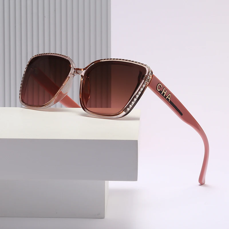 2020 New Arrivals Trendy Sunglasses Men Woman Oversized Rectangle Frame Brand Design Vintage Retro Gradient Diving Glasses
2020 New Arrivals Trendy Sunglasses Men Woman Oversized Rectangle Frame Brand Design Vintage Retro Gradient Diving Glasses