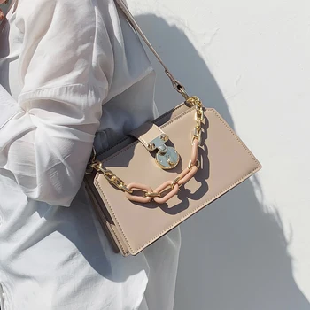 Elegant Female Solid color Tote bag 2020 Fashion New High quality Leather Women's Designer Handbag Lock Shoulder Messenger Bag 
Elegant Female Solid color Tote bag 2020 Fashion New High quality Leather Women's Designer Handbag Lock Shoulder Messenger Bag