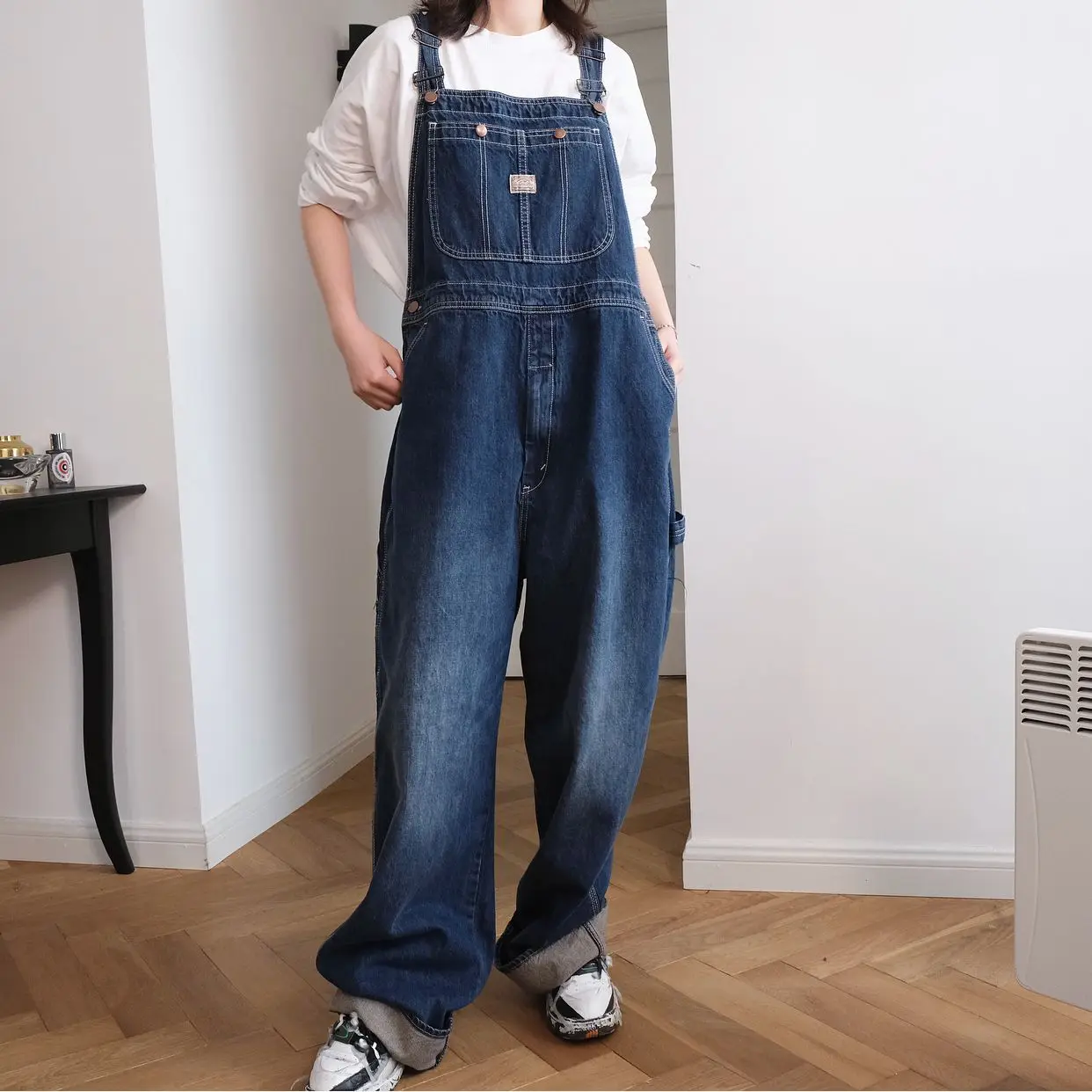 Spring New Jeans Retro Denim Bib Pants Loose Was Thin Washed Dark Blue Wide Leg Jeans Trousers Women 2020
Spring New Jeans Retro Denim Bib Pants Loose Was Thin Washed Dark Blue Wide Leg Jeans Trousers Women 2020