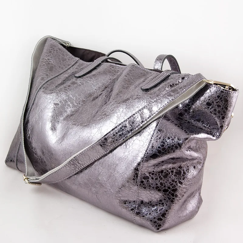 Europe And America Genuine Leather New Style Large Bag Cowhide Large Capacity Shoulder Casual Multi-functional Shoulder Bag
Europe And America Genuine Leather New Style Large Bag Cowhide Large Capacity Shoulder Casual Multi-functional Shoulder Bag