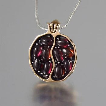 Hot New Fruit Pomegranate Necklaces Pendants Red Garnet Natural Stone Necklace Women Long Necklaces Jewelry Birthday Gifts 
Hot New Fruit Pomegranate Necklaces Pendants Red Garnet Natural Stone Necklace Women Long Necklaces Jewelry Birthday Gifts