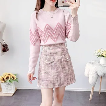 Two Piece Set Women Autumn Beaded Pullover knitted Sweater and Plaid Tweed Mini Skirt Set Soft Mohair Knitted Sweater Set
Two Piece Set Women Autumn Beaded Pullover knitted Sweater and Plaid Tweed Mini Skirt Set Soft Mohair Knitted Sweater Set