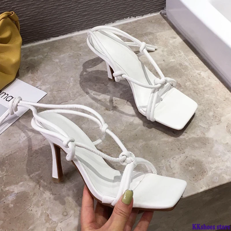 2020 Summer Women 9cm High Heels Strap Gold Prom Sandals Fetish Sandles Lady Wedding Stripper Pleaser Luxury Brand Up Toe Shoes
2020 Summer Women 9cm High Heels Strap Gold Prom Sandals Fetish Sandles Lady Wedding Stripper Pleaser Luxury Brand Up Toe Shoes
