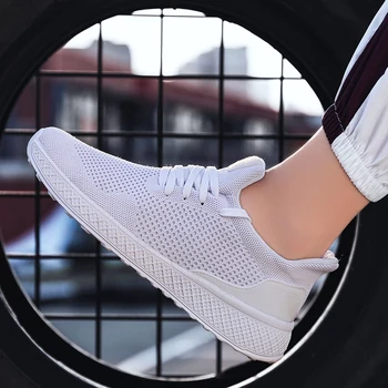 Mesh Men Shoes Sneakers White Lightweight Breathable Vulcanize Shoes Fashion Casual Running Shoes Tenis Zapatillas Hombre
Mesh Men Shoes Sneakers White Lightweight Breathable Vulcanize Shoes Fashion Casual Running Shoes Tenis Zapatillas Hombre