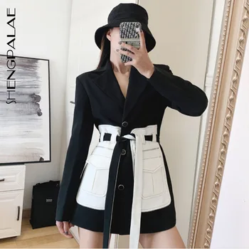 SHENGPALAE 2020 New Fashion Spring Blazer For Women Lapel Contract Color With Belt High Street Loose Casual Blazer Feminino A842 
SHENGPALAE 2020 New Fashion Spring Blazer For Women Lapel Contract Color With Belt High Street Loose Casual Blazer Feminino A842