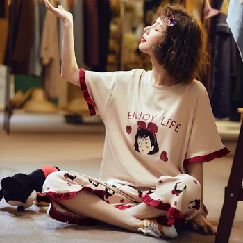 2020 New Products Pajamas Female Summer Pure Cotton Short Sleeve Capri Pants Little Girl Pattern Homewear Set 
2020 New Products Pajamas Female Summer Pure Cotton Short Sleeve Capri Pants Little Girl Pattern Homewear Set