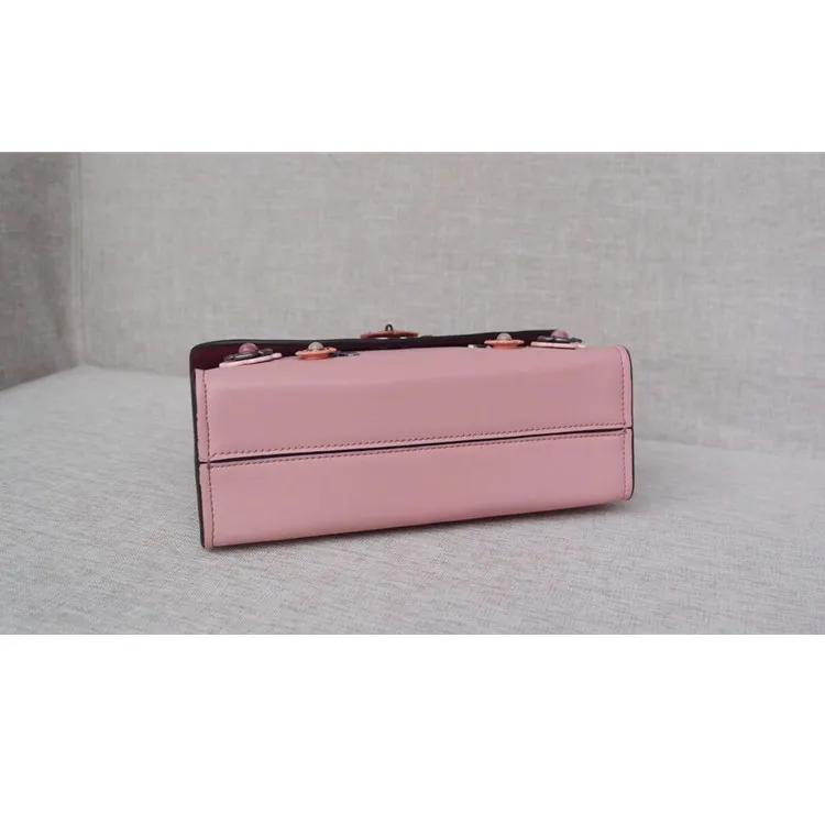 2019 Spring And Summer Latest Little Red Book Hot Selling Crossbody Bag Camellia
2019 Spring And Summer Latest Little Red Book Hot Selling Crossbody Bag Camellia