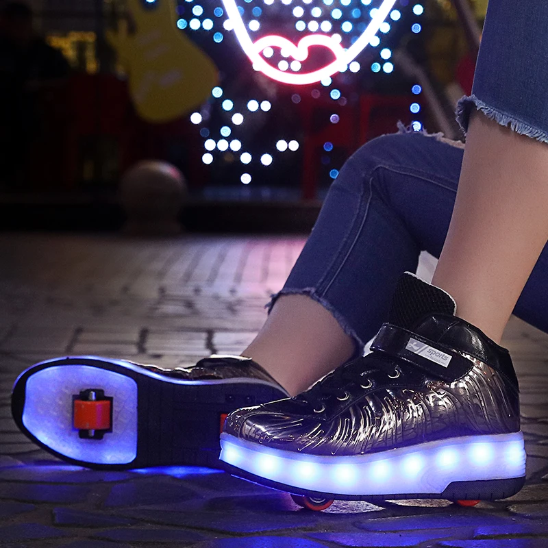 New Winter Glowing Sneakers with Wheels for Kids Adult Shoes with Double Wheels Boys Girls Lumious Led Shoes with Roller Skates
New Winter Glowing Sneakers with Wheels for Kids Adult Shoes with Double Wheels Boys Girls Lumious Led Shoes with Roller Skates