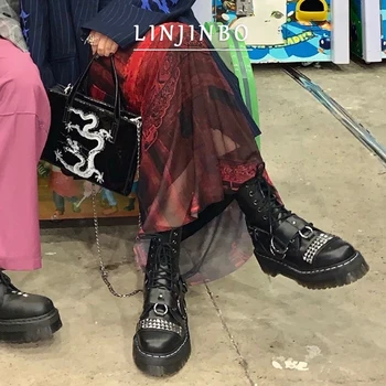 2020 Autumn Rivet Strap Short Boots Women Black Platform Increase 5cm Ankle Boots Women Chic Chunky INS Motorcycle Boots Women
2020 Autumn Rivet Strap Short Boots Women Black Platform Increase 5cm Ankle Boots Women Chic Chunky INS Motorcycle Boots Women