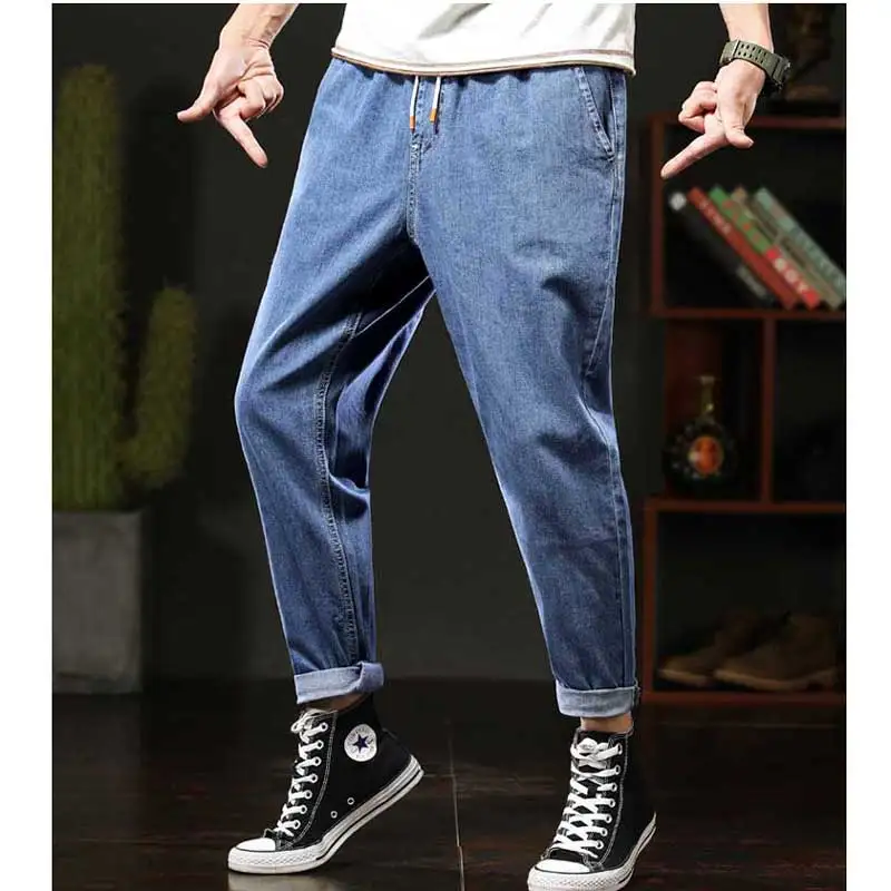 Men's jeans boutique men's summer new hole pants nine points feet pants men's Slim Korean loose blue elastic band jeans 2019
Men's jeans boutique men's summer new hole pants nine points feet pants men's Slim Korean loose blue elastic band jeans 2019