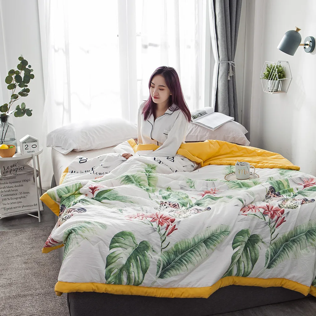 New 2019 Air Lazy Quilt Single Mechanical Washed Quilt Bed Linings Blanket Summer Air Conditioner Quilt Comforter 180 x 220cm
New 2019 Air Lazy Quilt Single Mechanical Washed Quilt Bed Linings Blanket Summer Air Conditioner Quilt Comforter 180 x 220cm